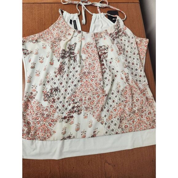 Maurices size 1 floral front halter top with solid light mint green back - Picture 1 of 7